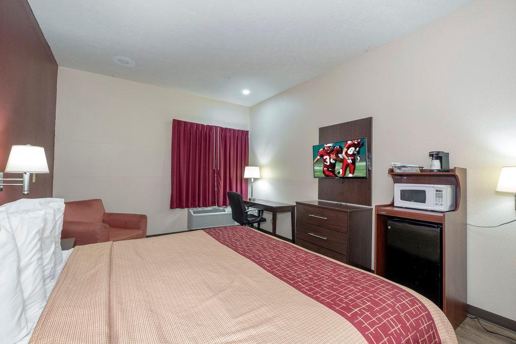 Rodeway Inn Brandon Exteriér fotografie