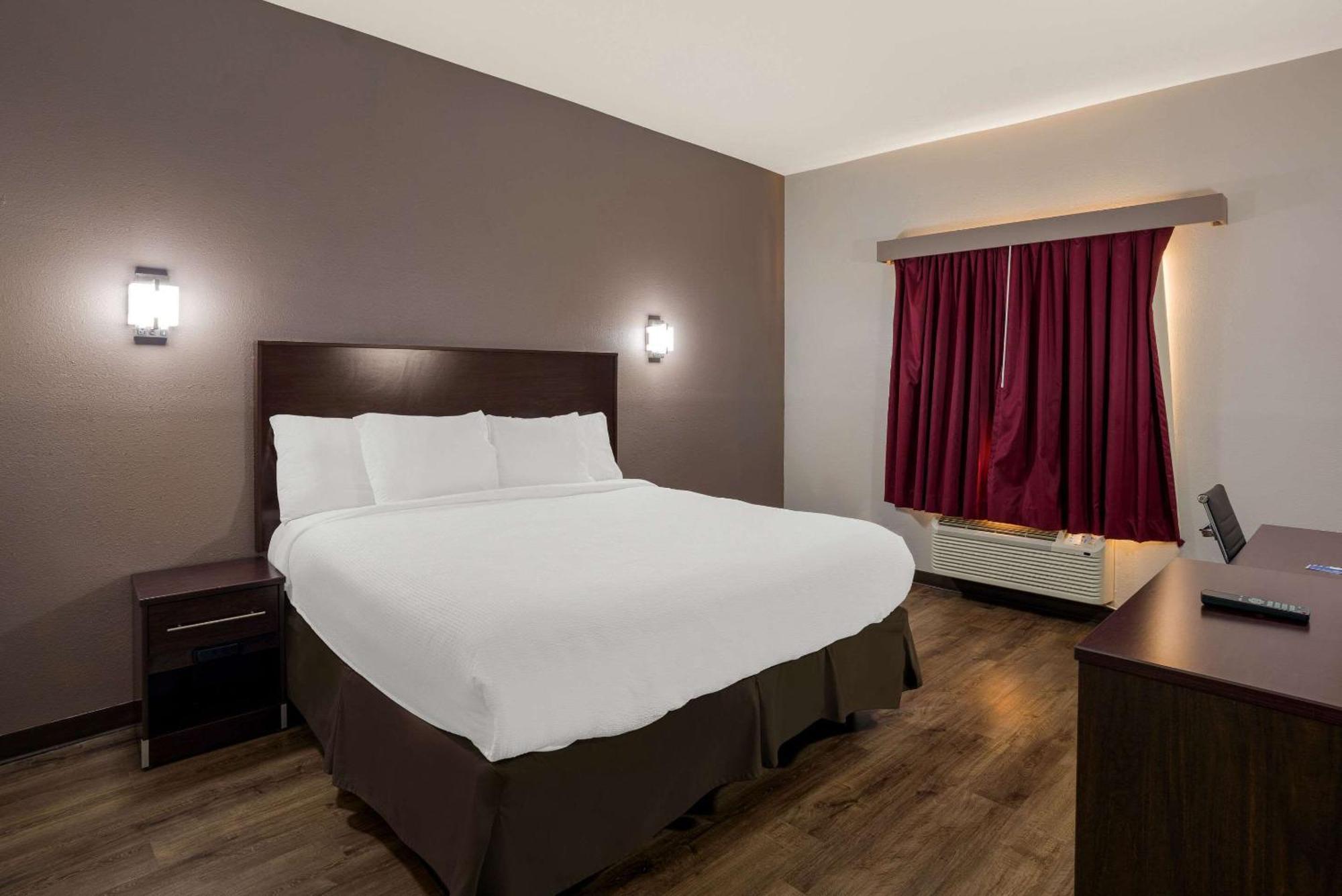 Rodeway Inn Brandon Exteriér fotografie