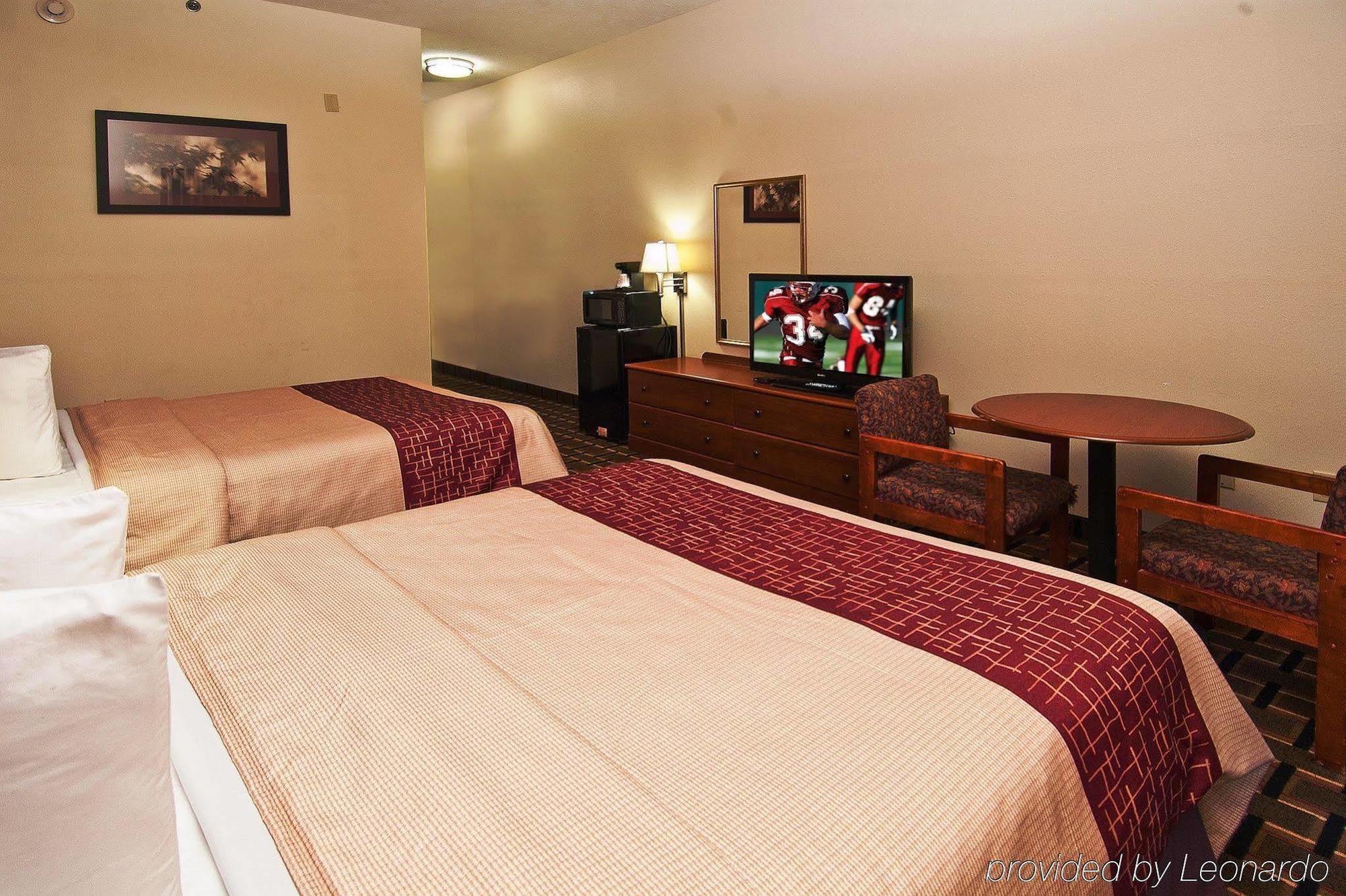 Rodeway Inn Brandon Exteriér fotografie