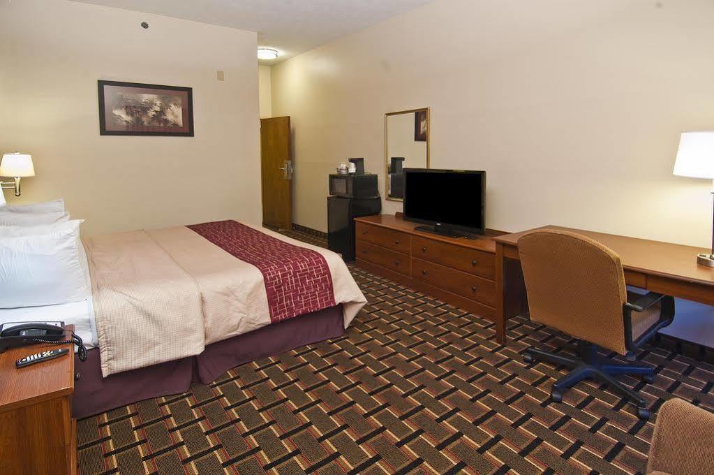 Rodeway Inn Brandon Exteriér fotografie